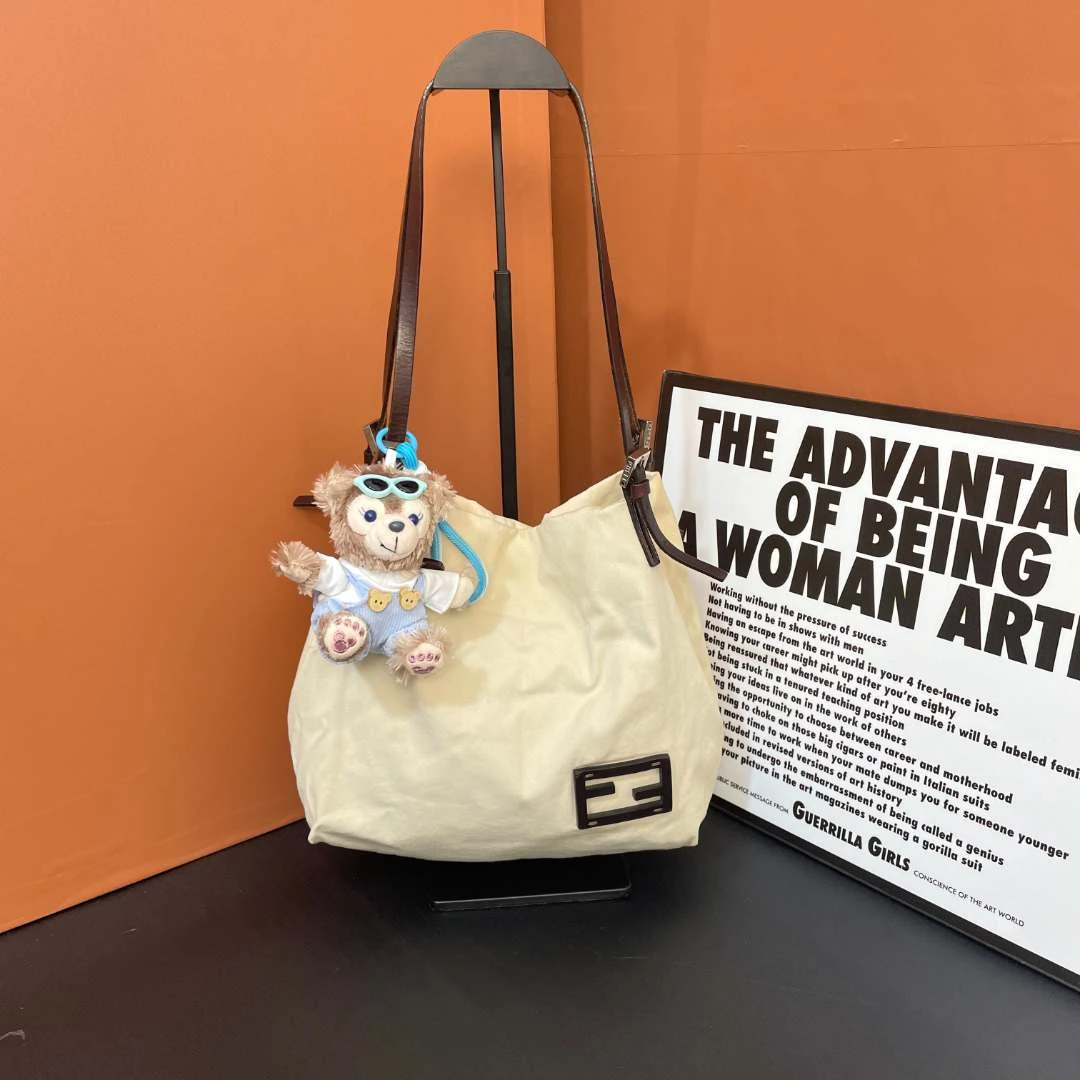 95新 FENDI/芬迪 小怡中古/ 芬迪单肩包/腋下包