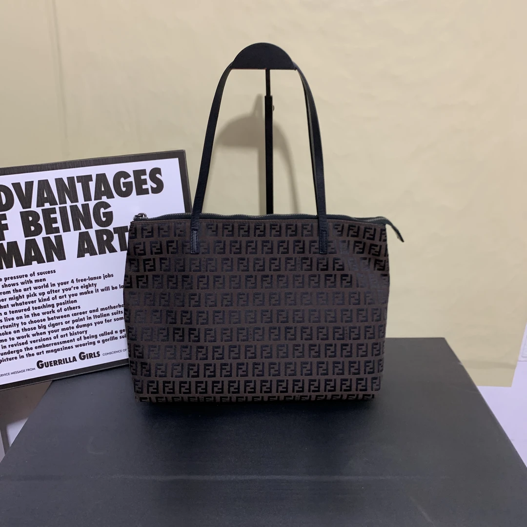 95新 FENDI/芬迪 小怡中古/ 芬迪单肩包/FENDI腋下包