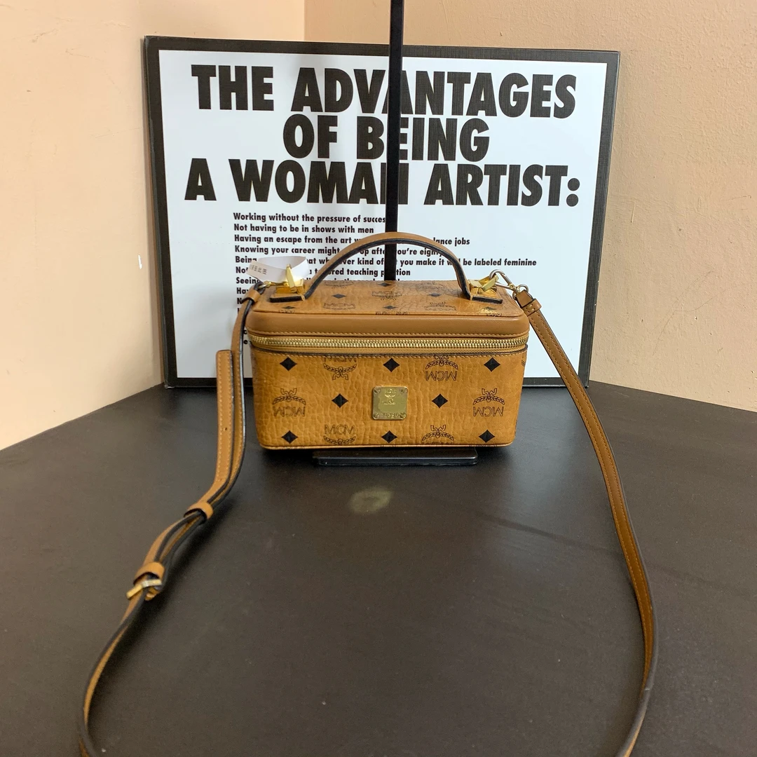 95新 MCM 小怡中古/MCM斜挎包手提包