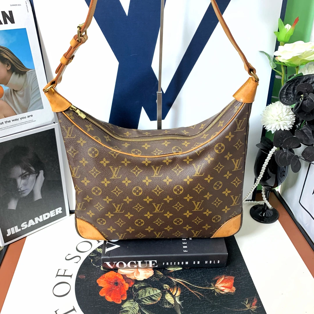 95新 LouisVuitton/路易威登 小怡中古/LV斜挎包/大牛角包/单肩包
