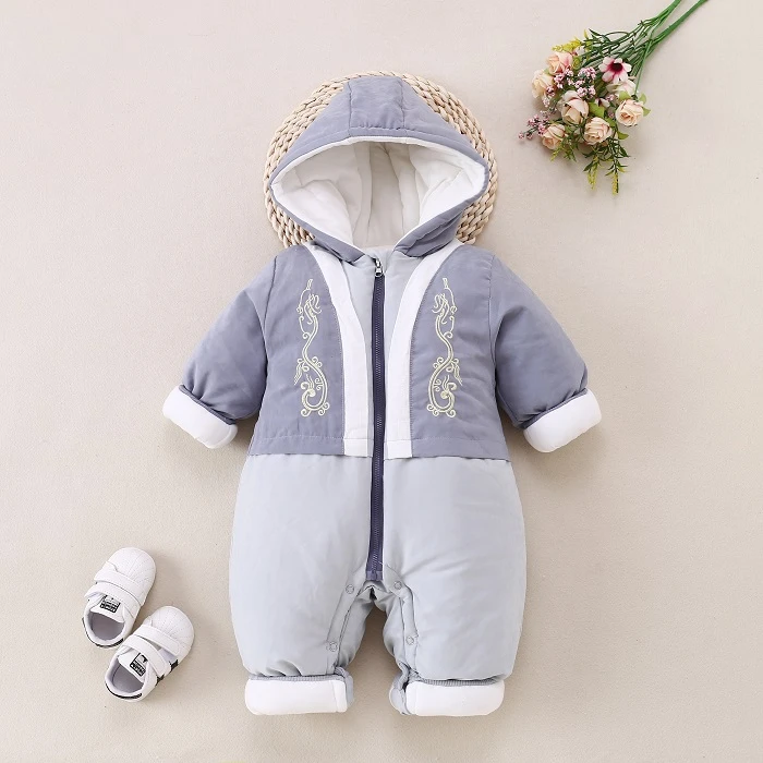 新生儿连帽厚棉衣连体衣国风外出服微瑕清仓冬季幼儿厚棉保暖冬款