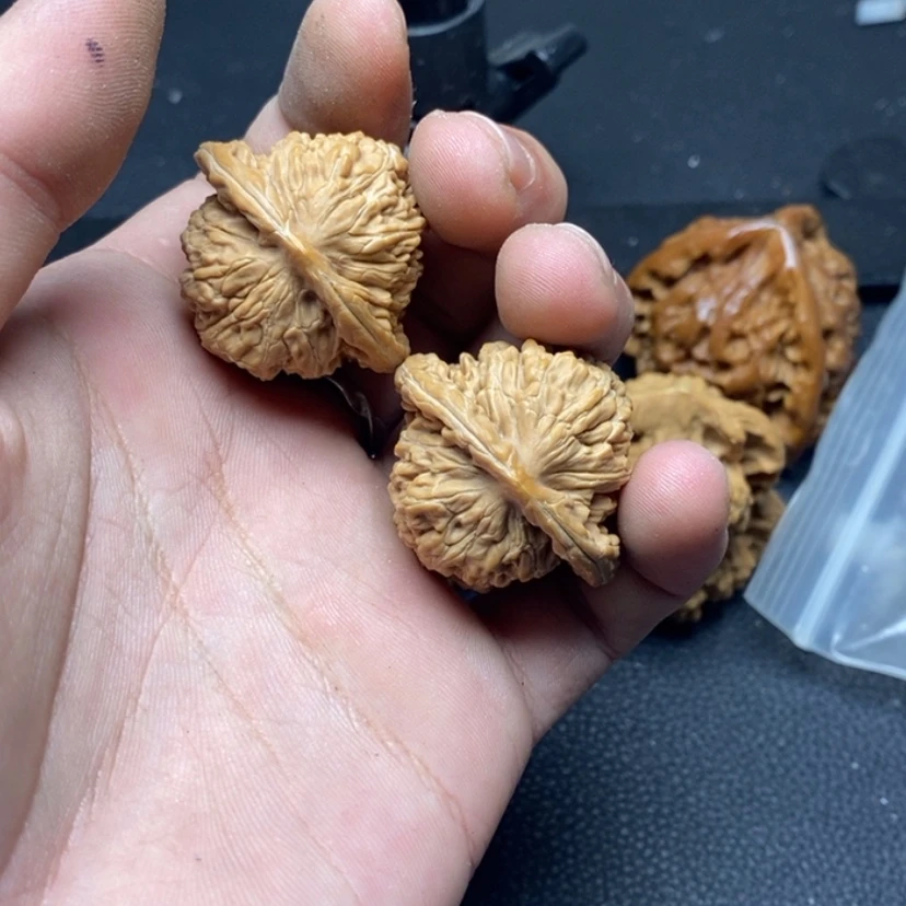 【闪购商品】文玩核桃吊坠一***╮88