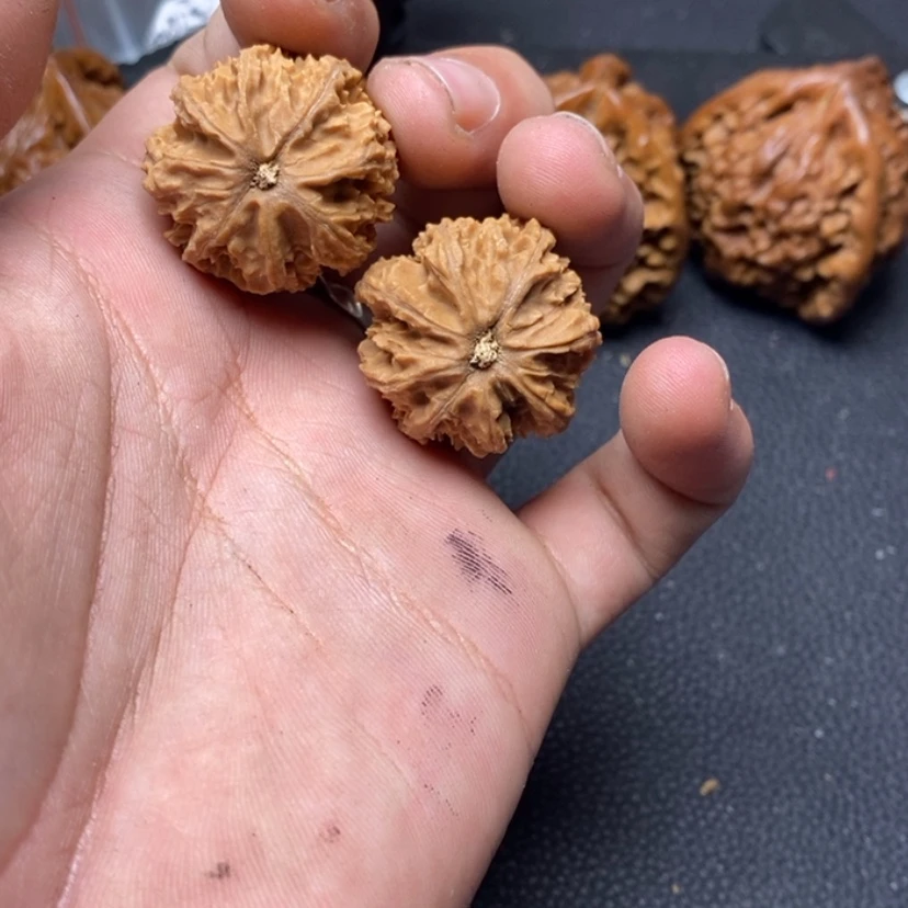 【闪购商品】文玩核桃吊坠常*93
