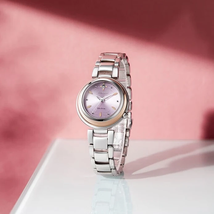 Citizen/西铁城女士光动能腕表EM0588-81X