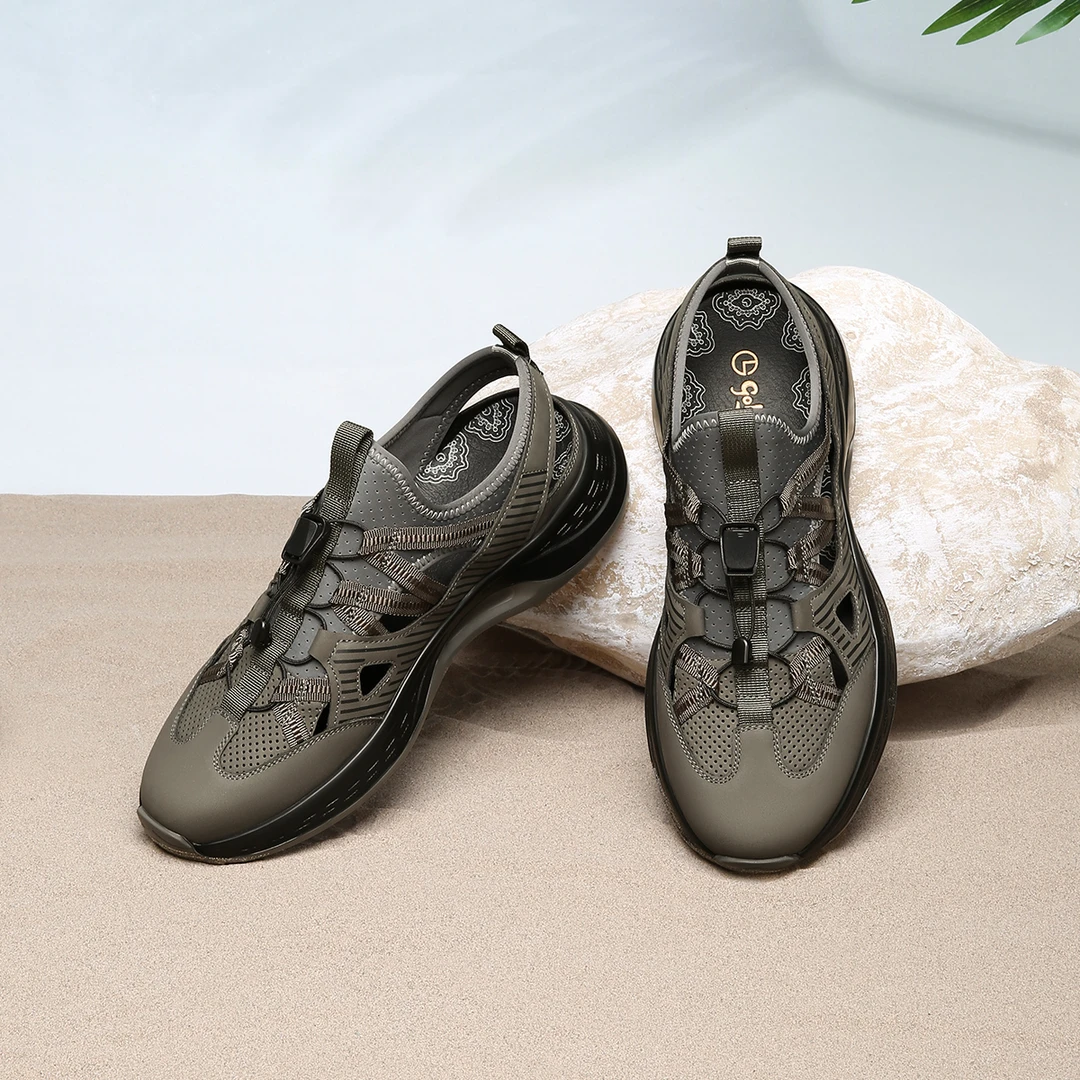 金利来夏季沙滩冲孔猪笼鞋凉爽透气户外软底镂空沙滩鞋565420207