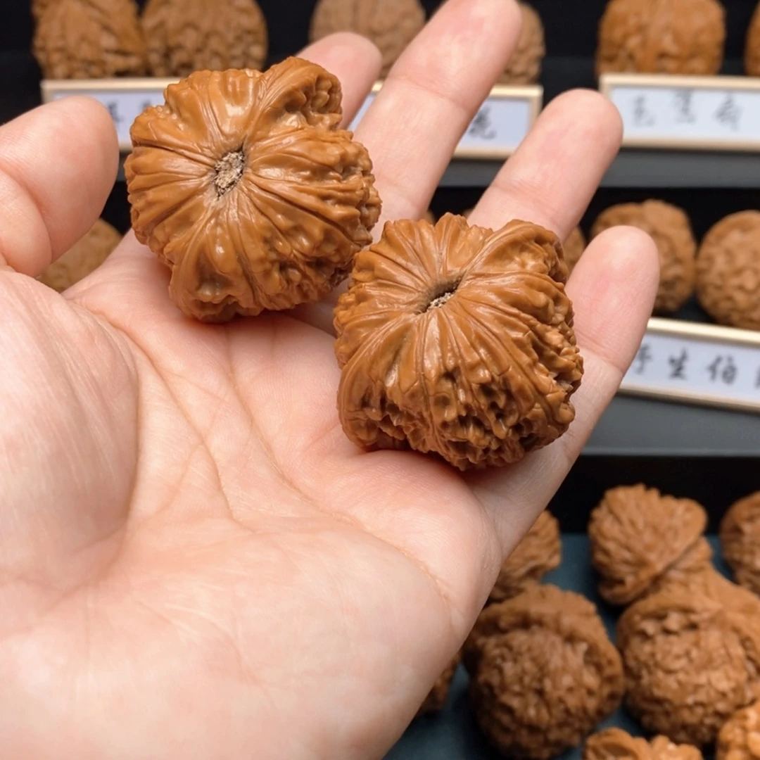 【闪购商品】文玩核桃吊坠寒**醉