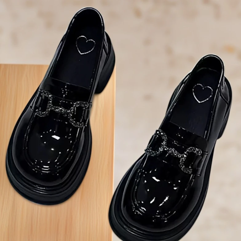 亮光圆头乐福鞋女2024春季新款百搭松糕厚底英伦风小皮鞋增高单鞋