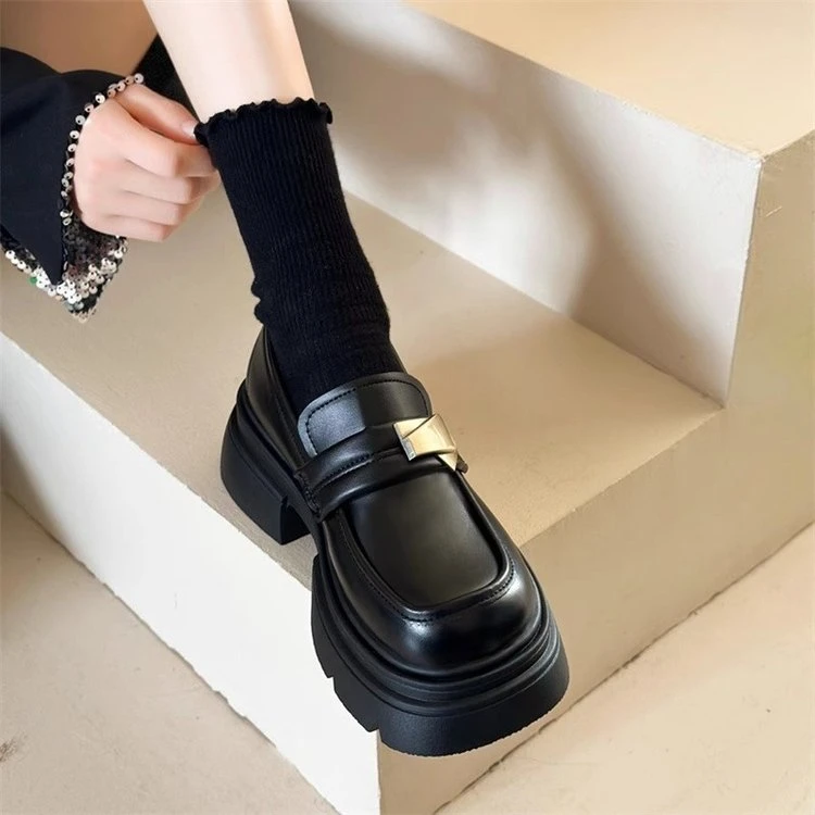 厚底粗跟英伦风小皮鞋女2024夏季新款复古玛丽珍一脚蹬增高乐福鞋