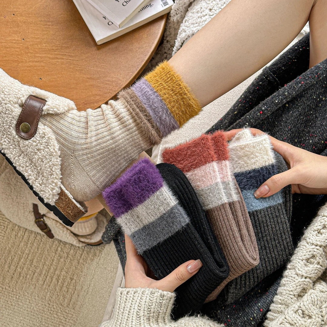 【麻田】水貂韩版中筒秋冬羊毛三色条纹松口袜子毛毛袜子加厚加绒