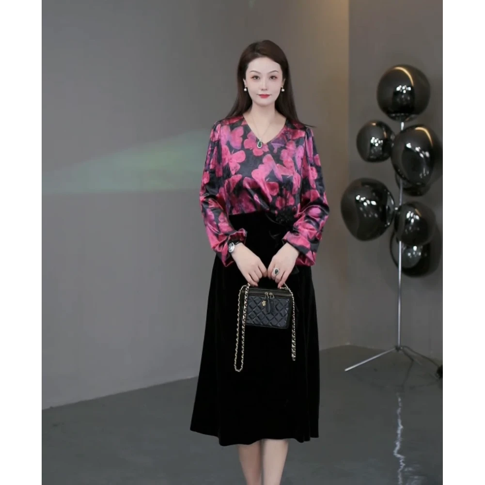 菲姐定制轻奢女装冬季新款优雅百搭气质丝绒花色连衣裙241300
