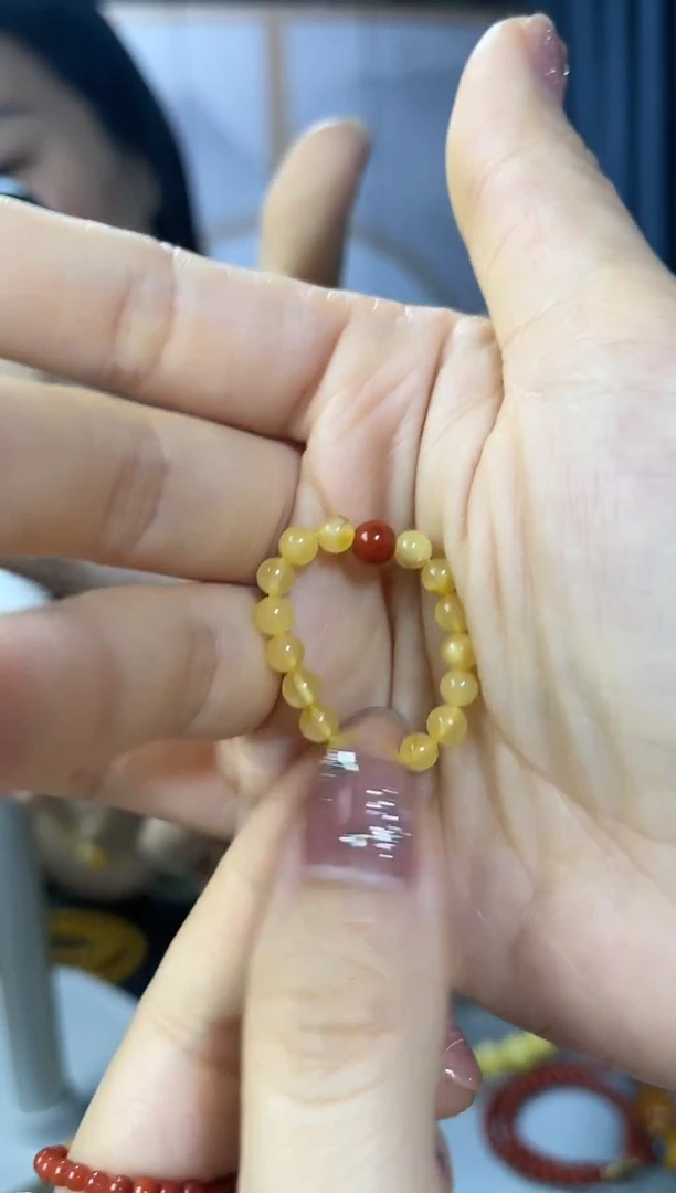 【闪购商品】蜜蜡颈饰未镶嵌(多样性发货发其一）