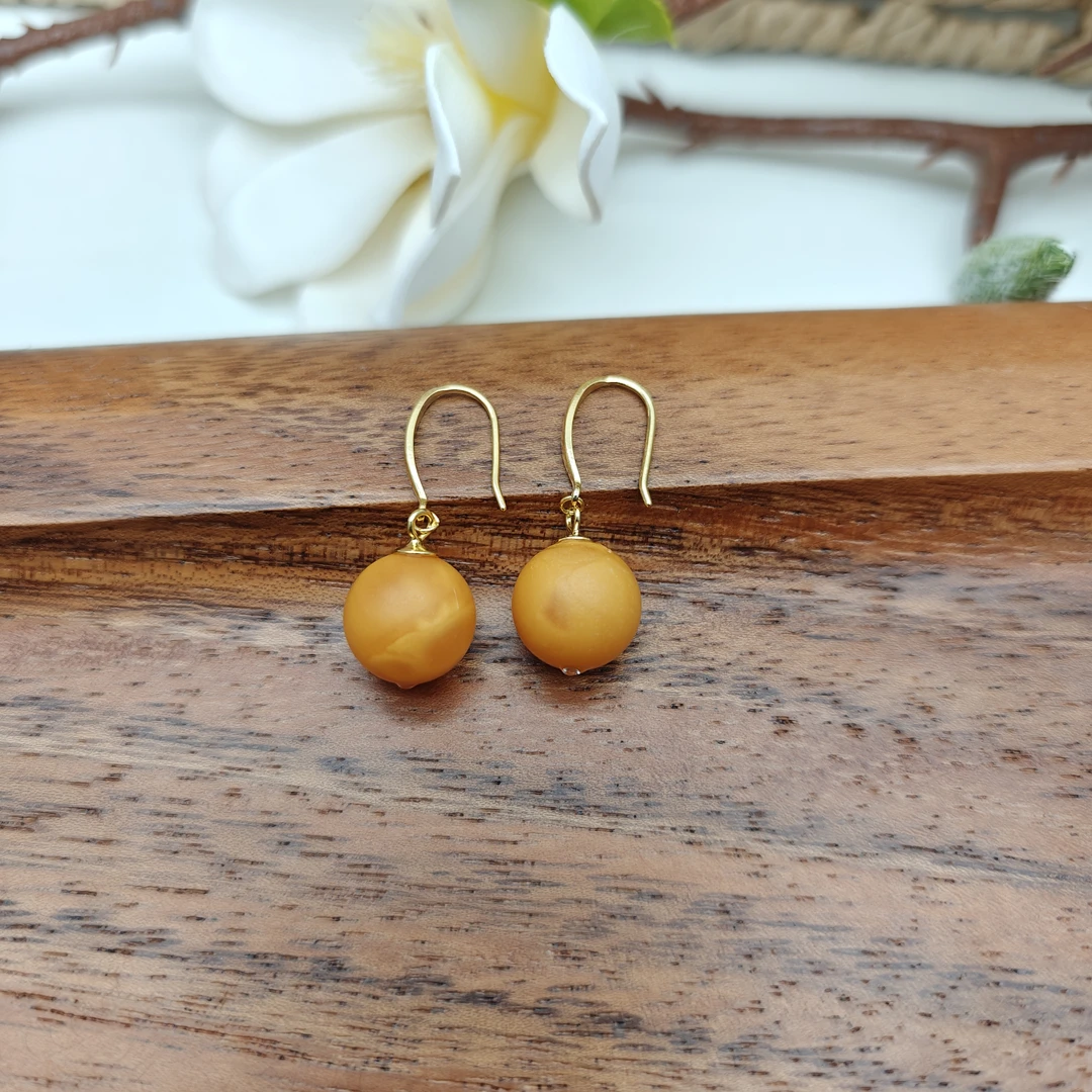 【蜜语原创】天然橘皮圆珠蜜蜡 s925银镶耳钩一对