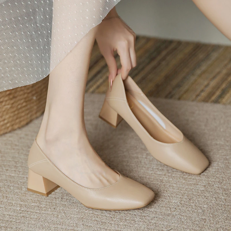 真皮粗跟单鞋女2024新款春夏法式方头浅口晚风百搭中跟久站不累脚