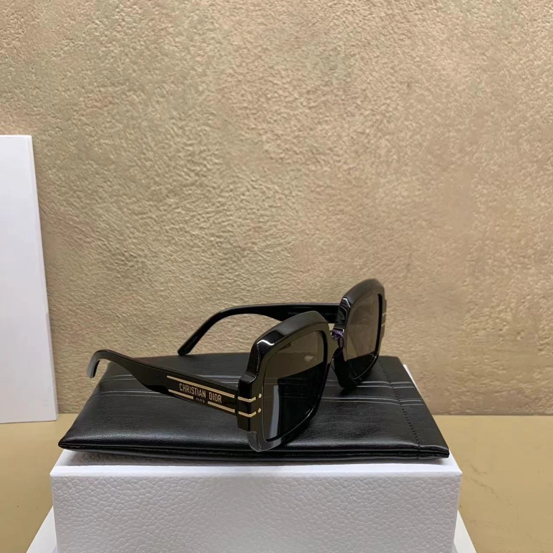 全新未使用 DIOR/迪奥 壹臻/黑色边框侧面logo方框墨镜 /53123445