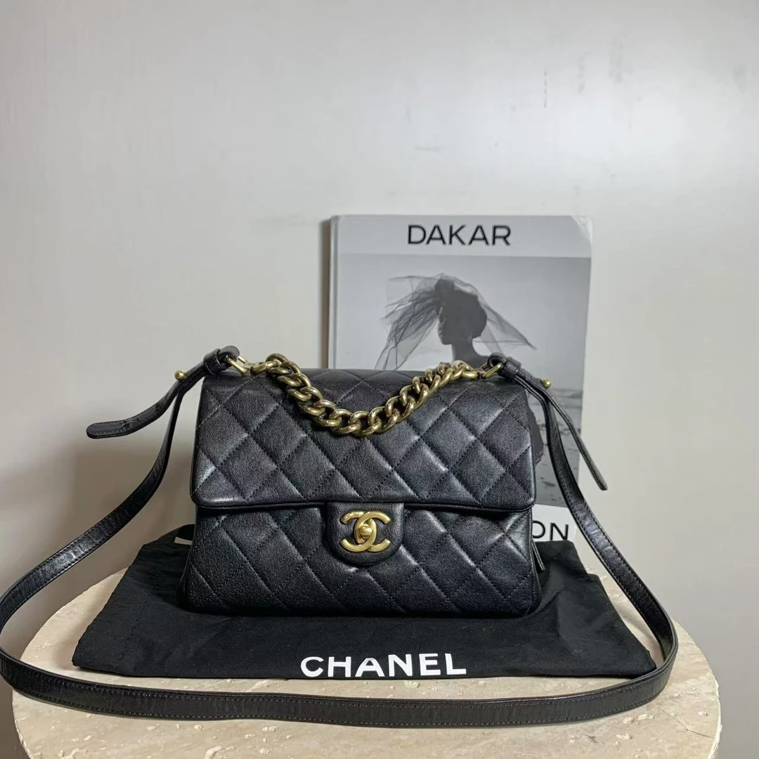 95新 Chanel/香奈儿 壹臻/黑金孟买邮差包 23开/20326588