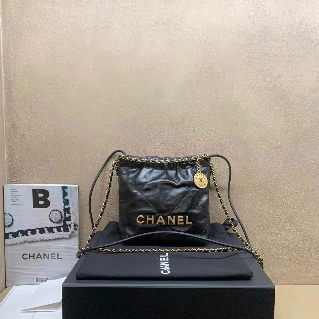 95新 壹臻中古/Chanel 23K黑金牛22bag mini 84815986