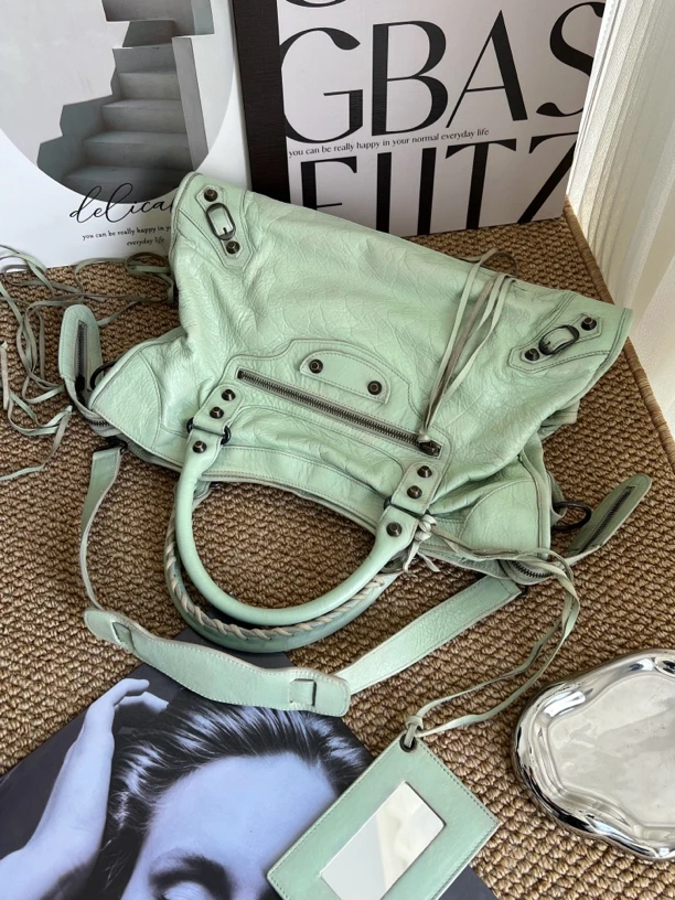 95新 Balenciaga/巴黎世家 赤境·9048 苹果绿机车中号