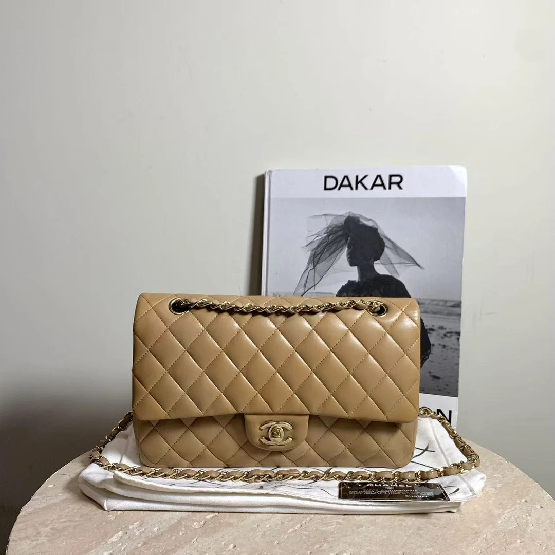 95新 Chanel/香奈儿 壹臻十一/奶茶色金扣羊皮CF 中号 64942399