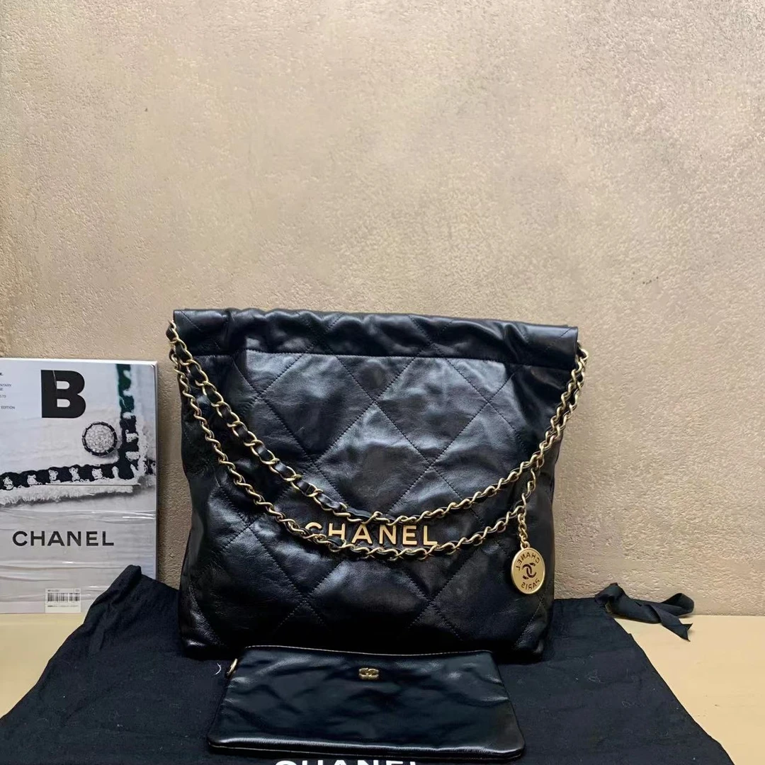95新   壹臻中古/Chanel23C黑金牛22bag小号 88764876