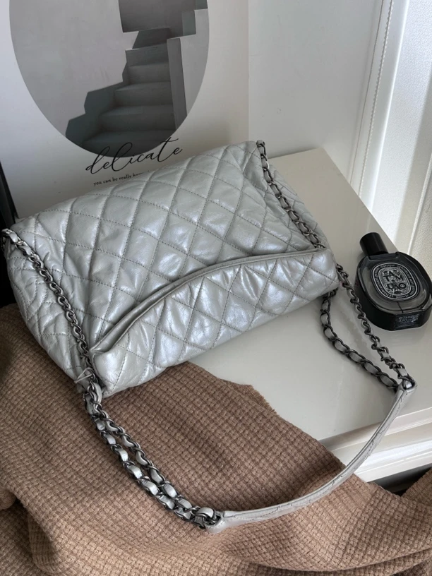 95新 Chanel/香奈儿 赤境·1308 珠光白滚边hobo单肩包10-11