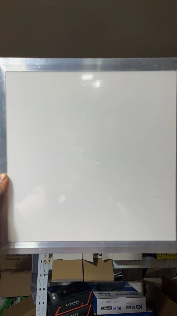 超薄30*30面板灯1个