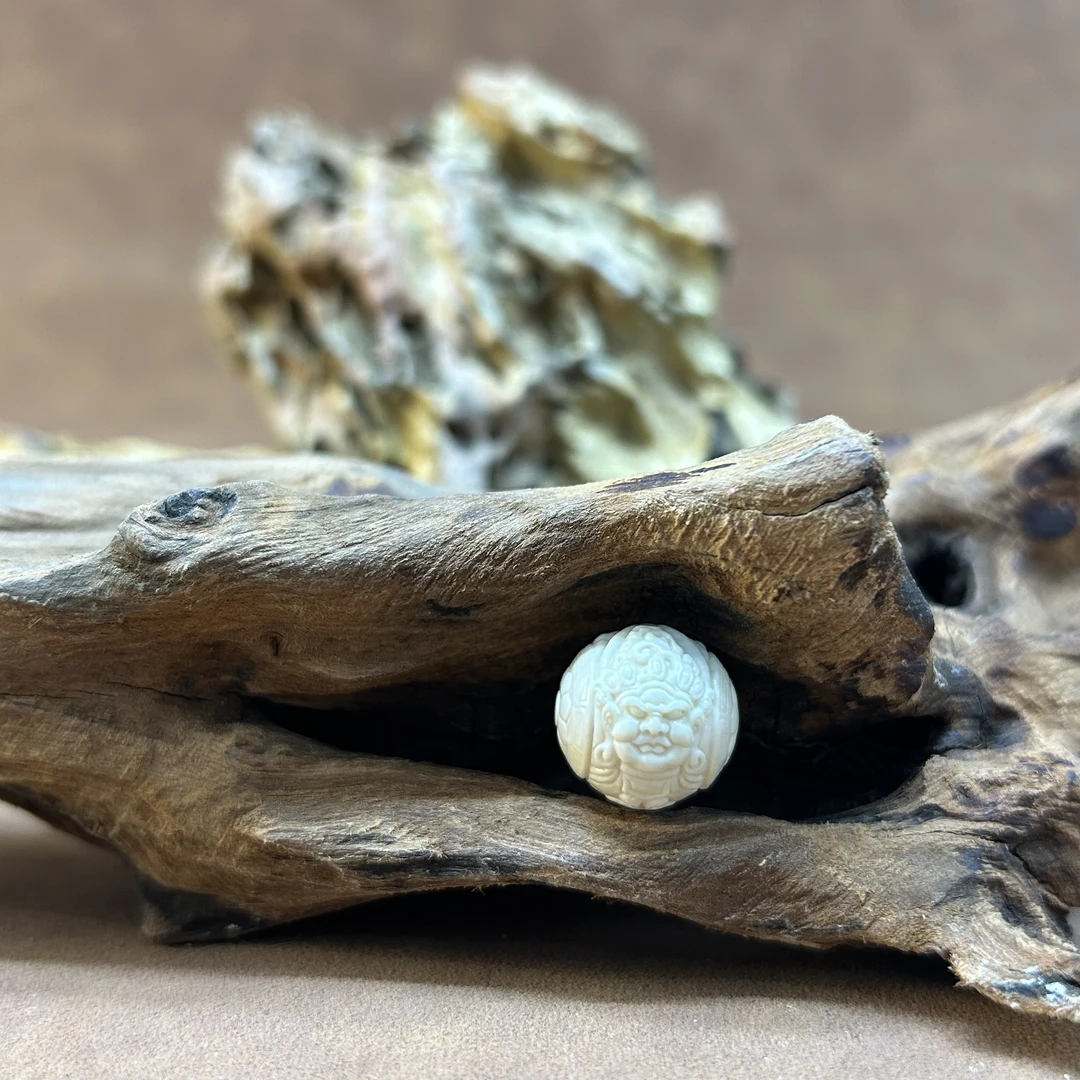 【再序】精品原色雕刻猛犸牙   黄财神DIY配饰约 15mm