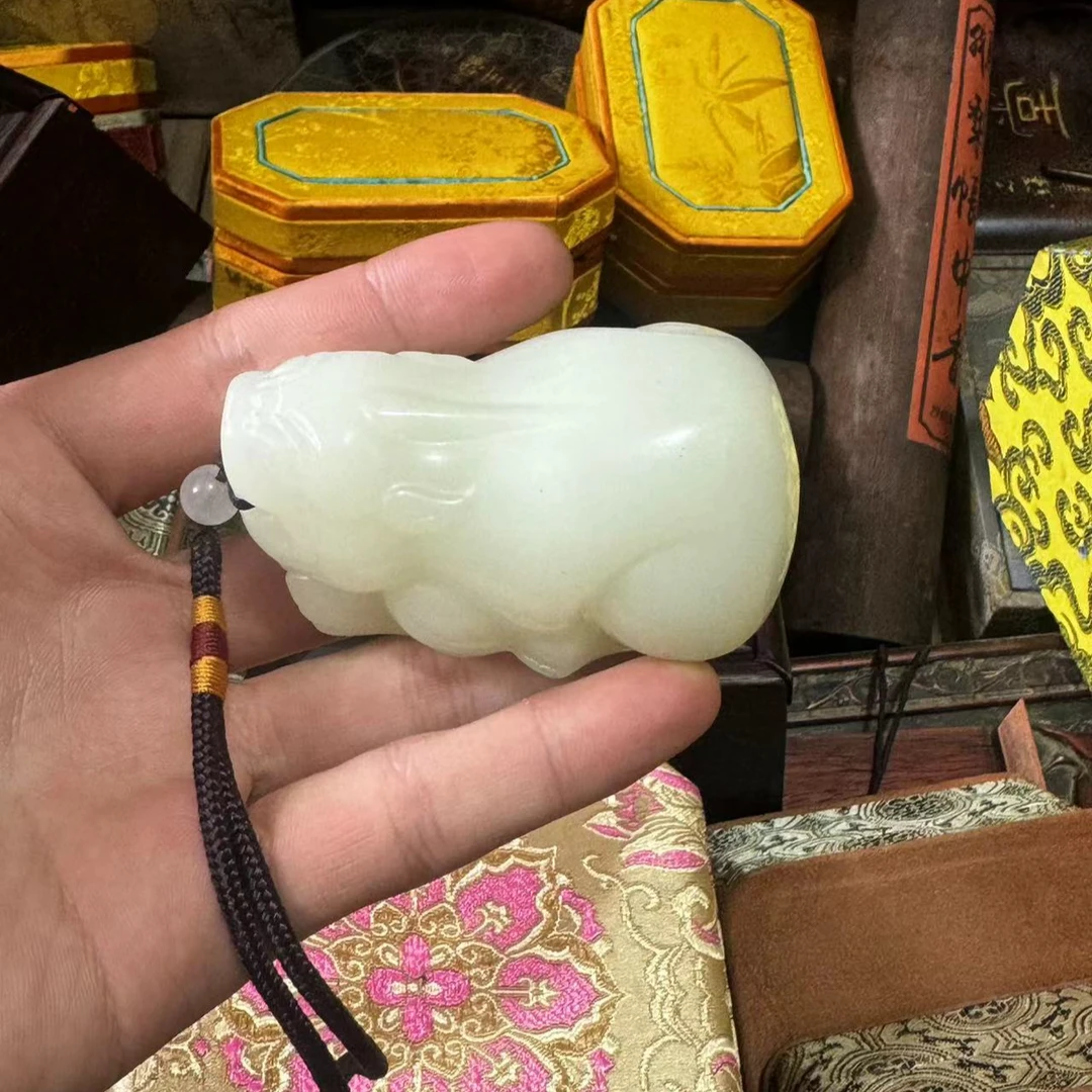 【闪购商品】和田玉-貔貅-手把