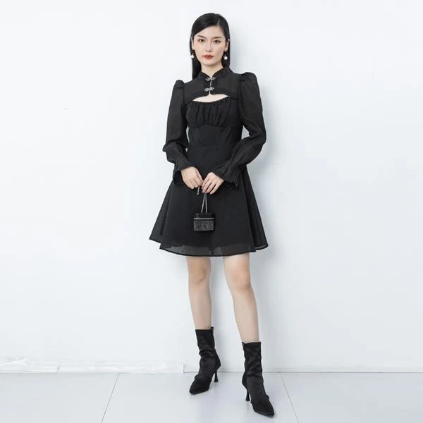 国风盘扣优雅气质黑色连衣裙洋气女装长袖小黑裙裙子152150003