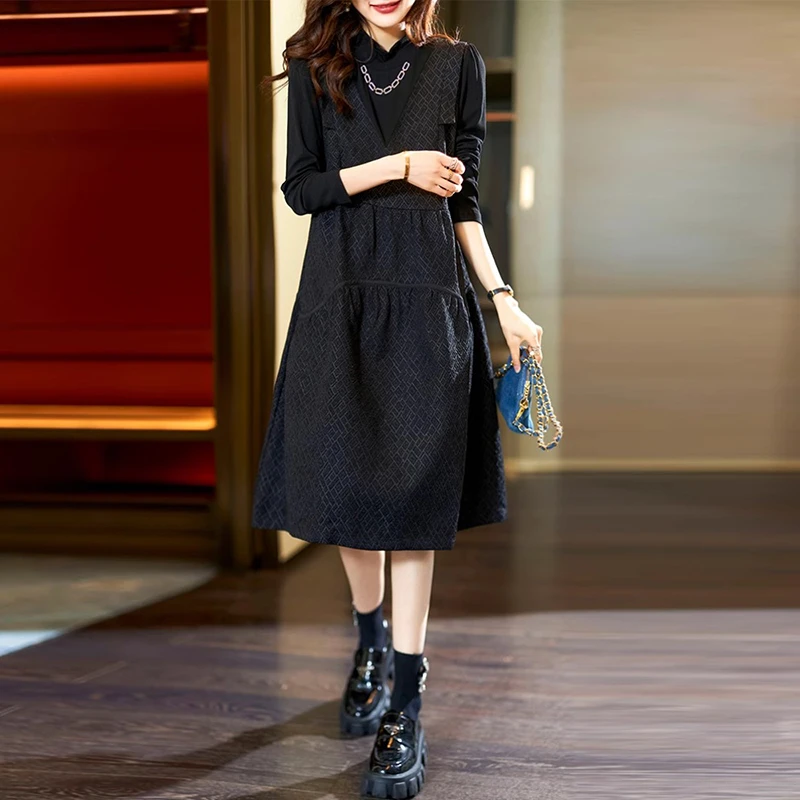 假两件提花连衣裙女春秋2025年欧货新款大码宽松气质中长款a字裙