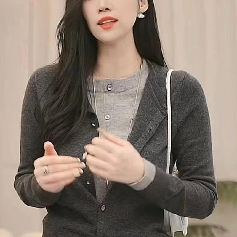 设计感时尚温柔法式绵羊毛衫时尚慵懒百搭宽松针织开衫HY-07055