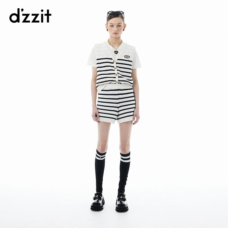 dzzit地素马夹春秋时髦条纹V领挑洞镂空针织开衫上衣女3I3E506