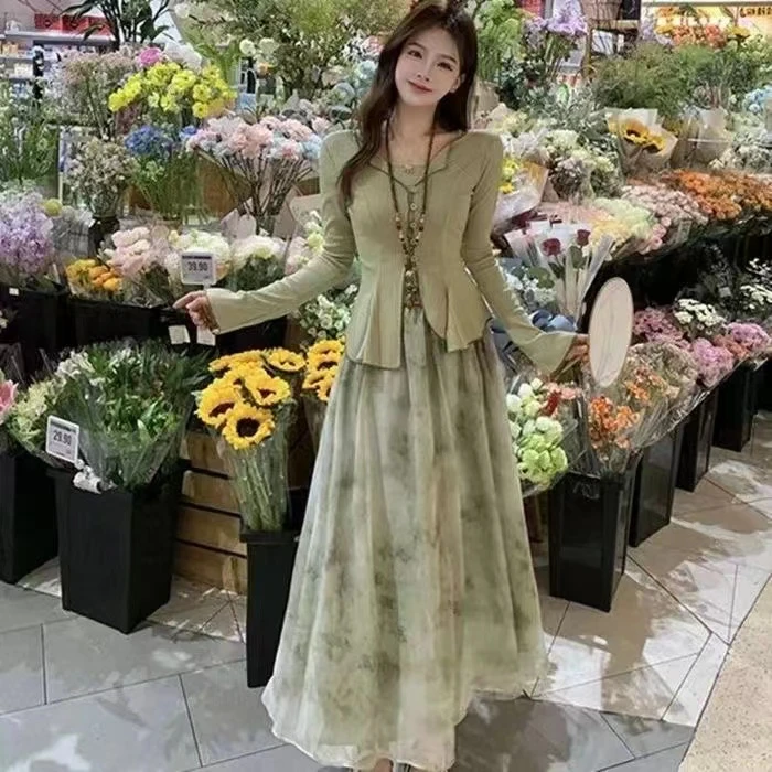 0986新中式薄款长袖防晒开衫+吊带+碎花半身裙女春夏新款时尚套装