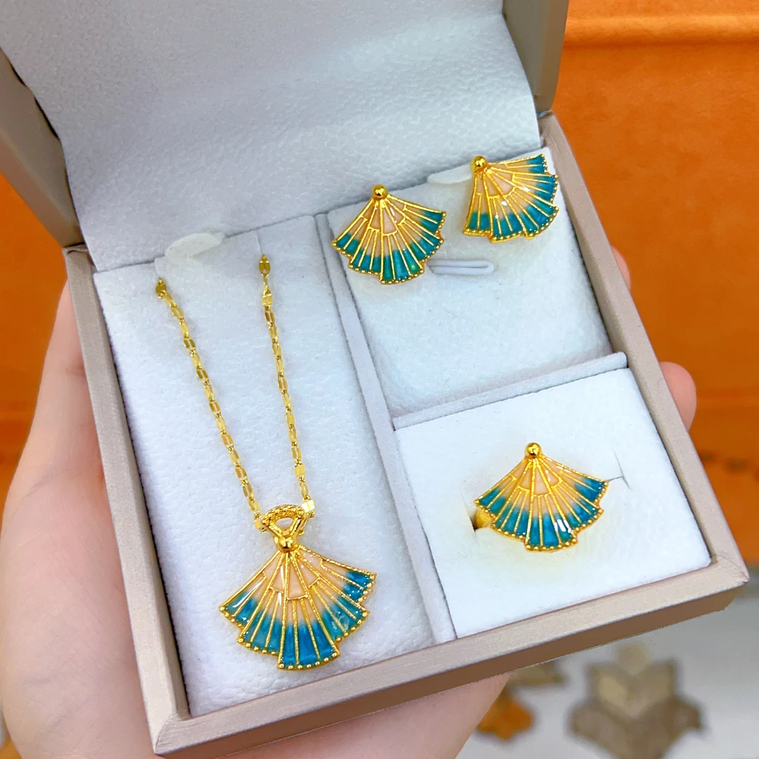 钛钢项链 伊帕尔阿依新款时尚百搭轻奢古风钛钢三件套