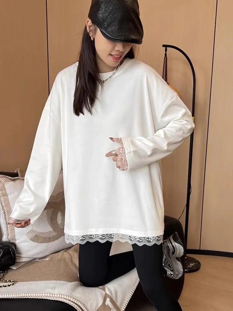 白色蕾丝拼接长袖t恤女2024新款洋气休闲时尚宽松中长款打底衫