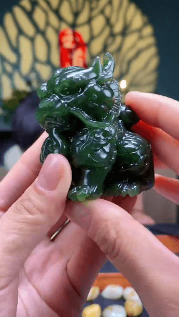 【闪购商品】和田玉-未镶嵌碧玉麒麟摆件