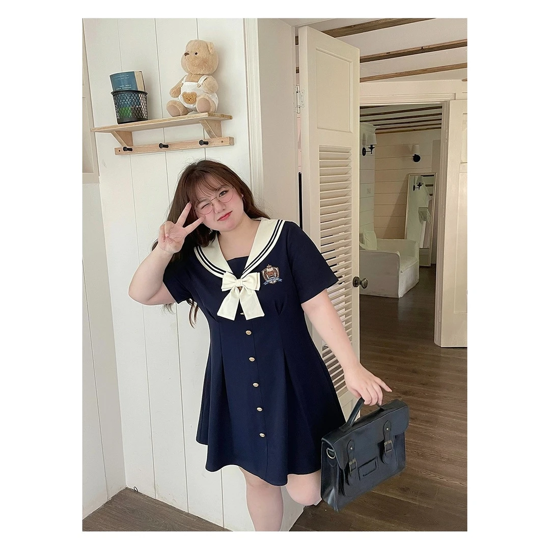 圆滚滚辣条大码海军领刺绣减龄显瘦连衣裙女胖mm衬衫半裙套装