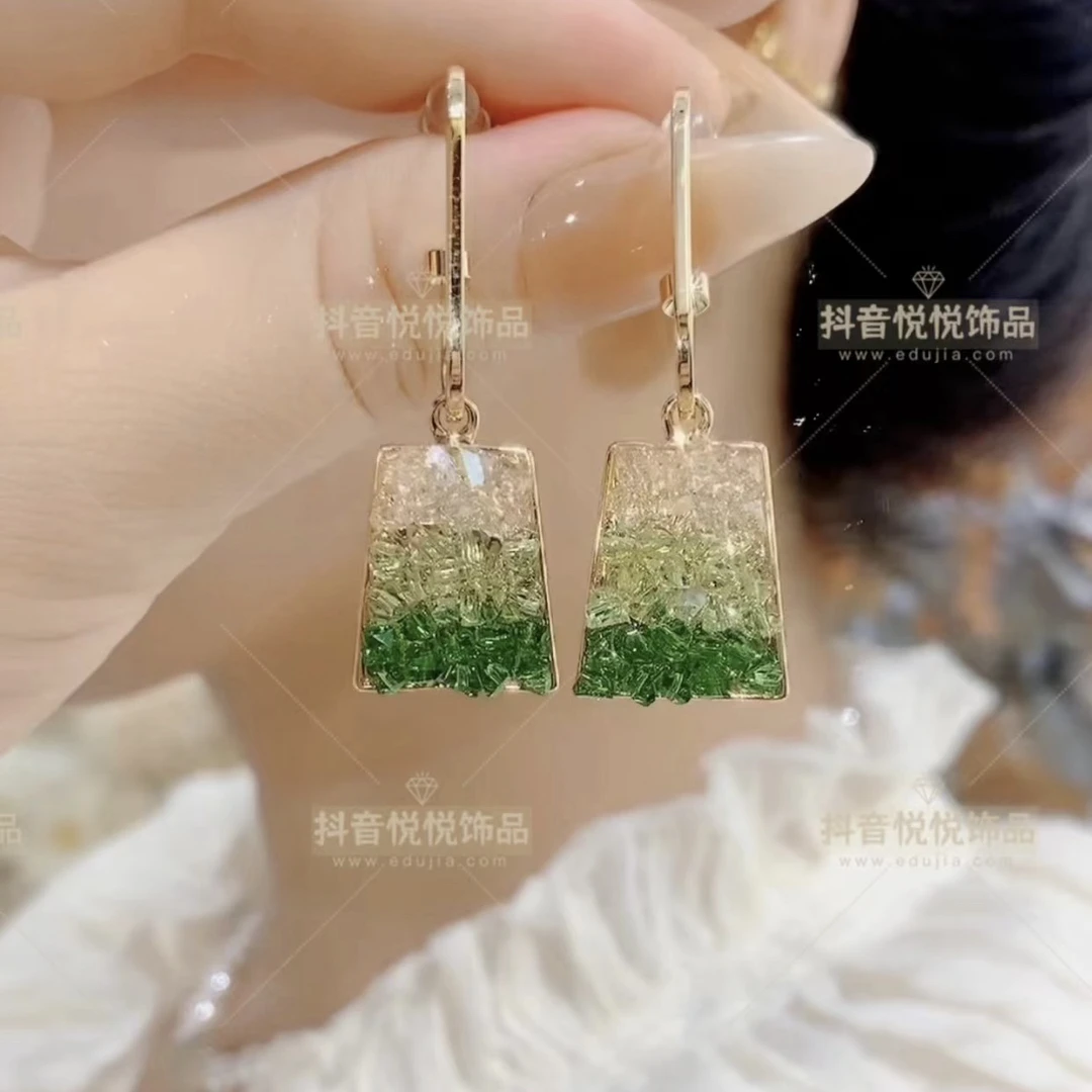 铜合金耳饰 气质时尚百搭绿色复古轻奢小众简约D28