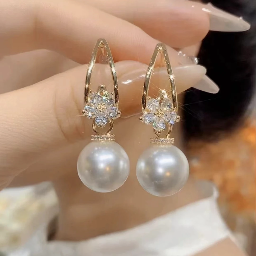 铜合金耳饰 气质轻奢时尚百搭小众简约个性精致B027