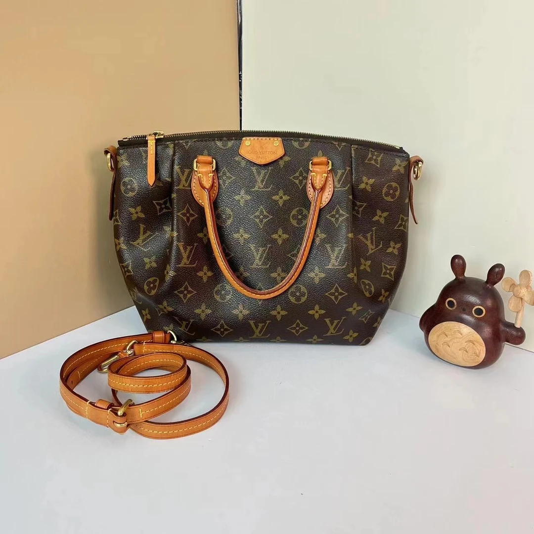 95新 LouisVuitton/路易威登 LV现代款小饺子包-TA0145【七宝中古】