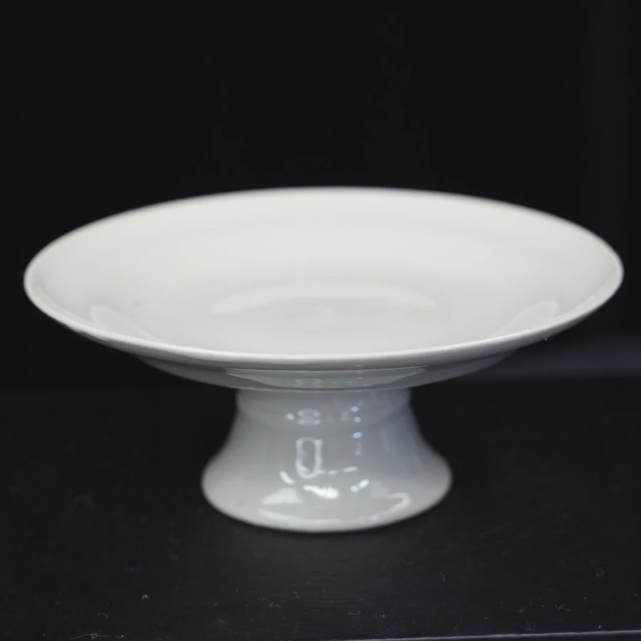 甲48480 明代早期甜白釉高足供盘 盘内0.8cm先天缩釉线