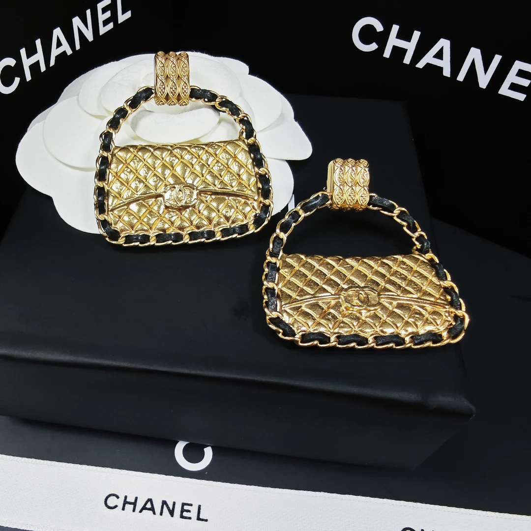 全新未使用 Chanel/香奈儿 耳钉气质金色编织百搭时尚设计师包包