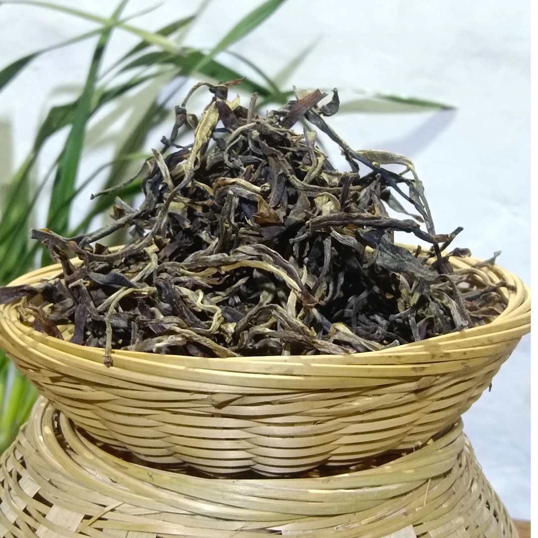 【陈年普洱】17年深山古树头春头采 普洱生茶