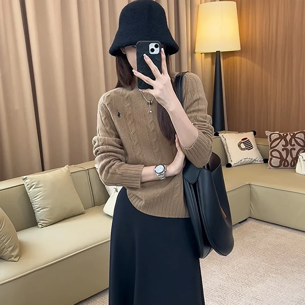 【一比Eby】100羊毛小马圆领长袖百搭宽松麻花针织套头上衣241676#