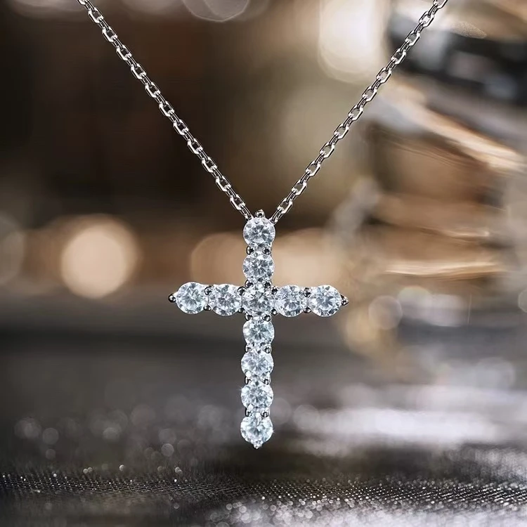 实验室培育钻石18k金【十字架吊坠】时尚单品之王超闪吊坠（不含链）