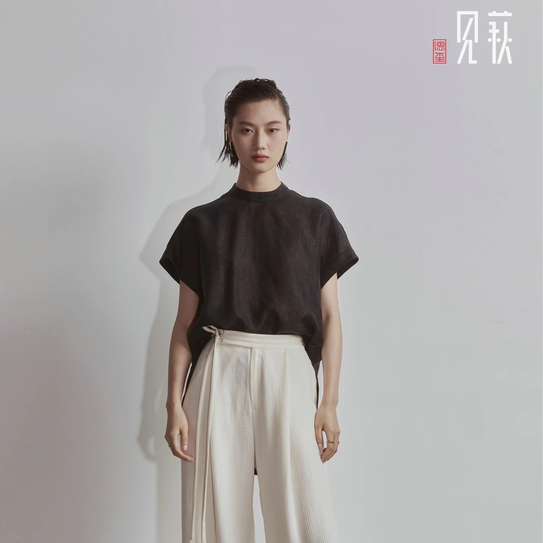 德玺见萩 电力纺莨H型上衣 QZWD2S212