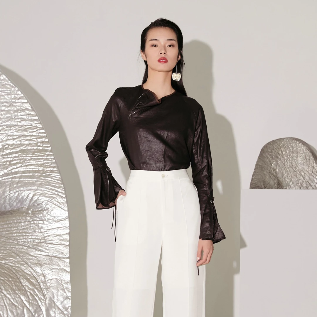 德玺见萩 W拉链圆领上衣 L192S108B