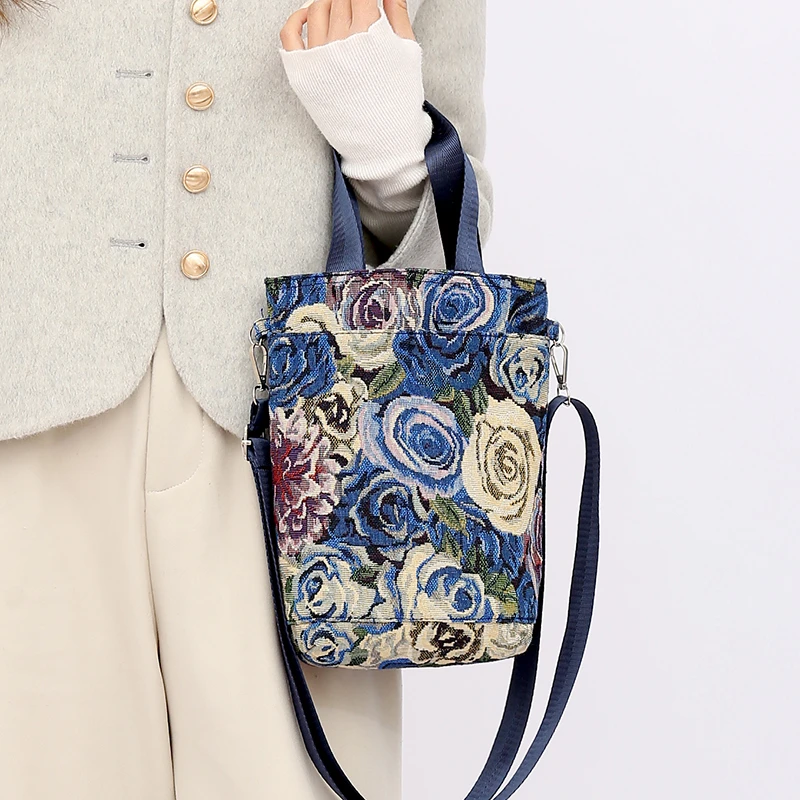 水杯袋手提袋外出时尚2025女包小手拎包装水壶焖烧杯保温杯保护套