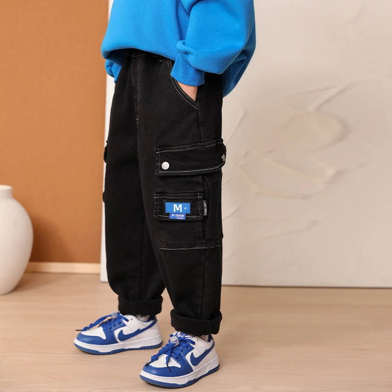 米西果童装潮儿童裤子秋冬款加绒加厚牛仔裤男童冬装新款长裤