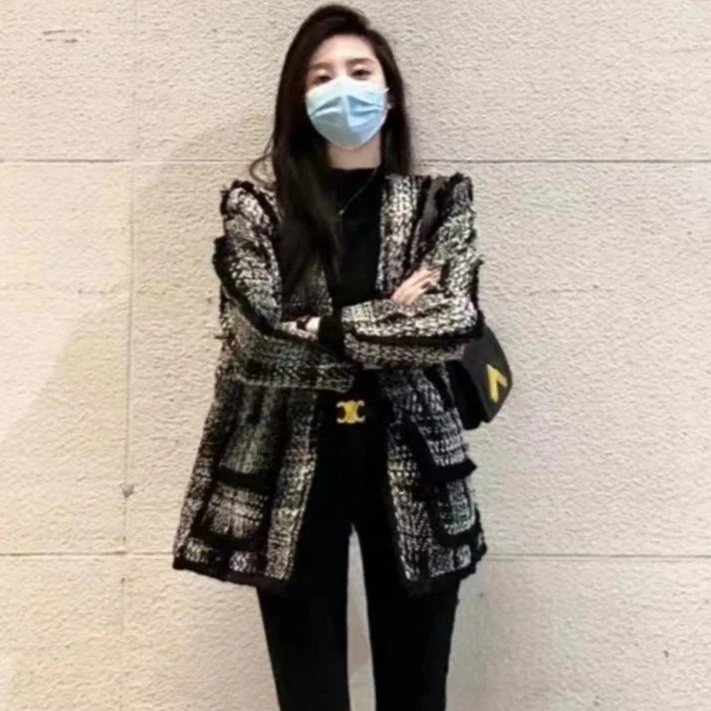 【芬兰之夜】(鹅绒服)23年冬V领粗花呢时尚保暖气质显瘦小香外套女