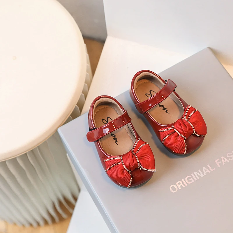 春秋时尚韩版百搭软底红色小皮鞋公主鞋周岁鞋婴儿宝宝学步鞋洋气